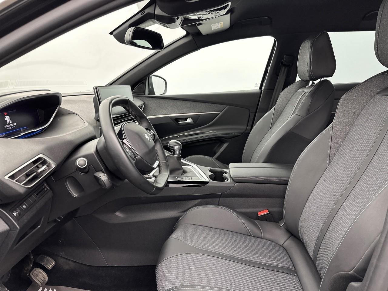 Peugeot 3008 puretech 130ch s&s bvm6 allure pack — photo 9