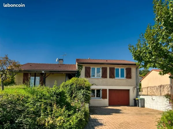 Maison familiale indépendante avec jardin - Cébazat (63118)