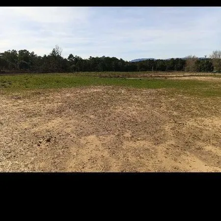 terrain agricole a 5 minute du lac du salagou de 15300m2 prix 11000euro