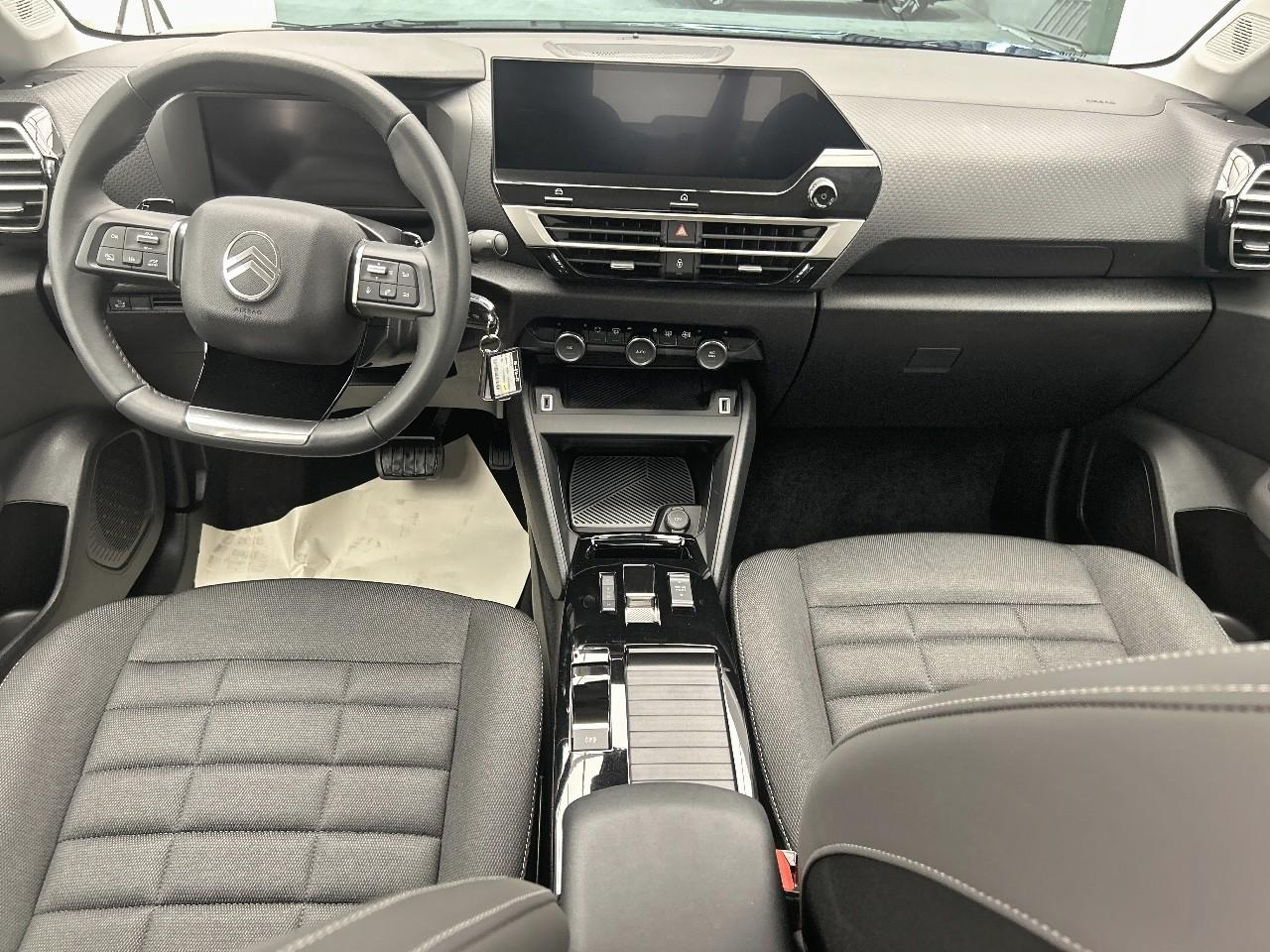 Citroën C4 X hybride 145 ch e-dcs6 plus — photo 12