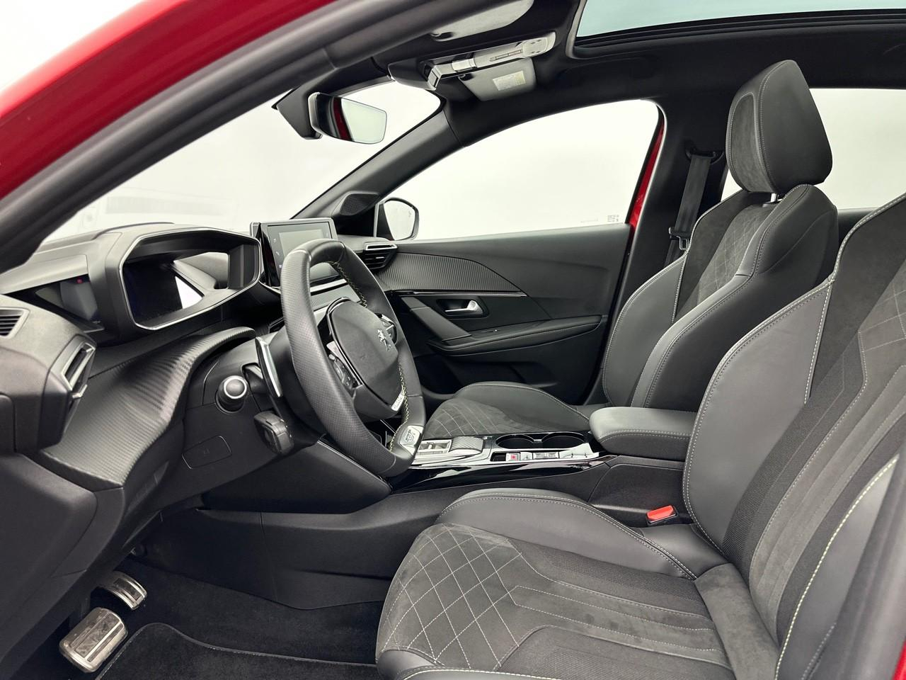 Peugeot 208 puretech 100 s&s eat8 gt — photo 9