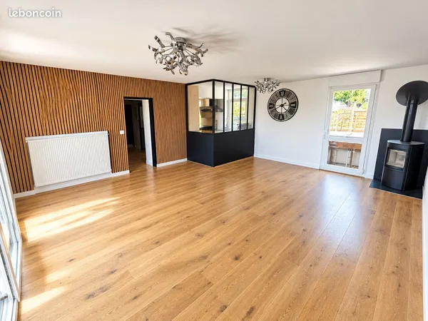 Maison 130m2 - 4 ou 5 chambres - SCY-CHAZELLES