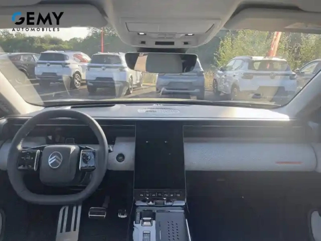 Citroën C5 Aircross hybride rechargeable 225 ch e-eat7 — photo 8