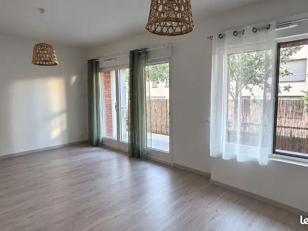 Location T1 33m2 Amiens SUD