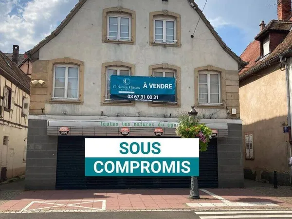 Local commercial 857 m²