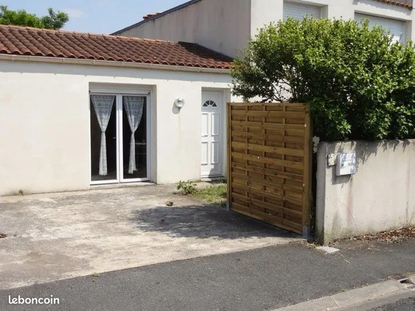 Studio plain pied à La Rochelle secteur les minimes
