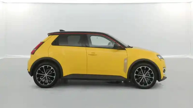 Renault 5 renault  e-tech electrique 120 ch autonomie urbaine — photo 15