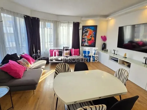 APPARTEMENT 4 PIÈCES 83 m² + BALCON - JUAN-LES-PINS