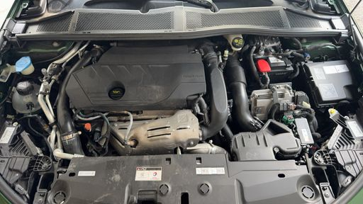 Peugeot 308 1.6 PureTech 180 Hybrid EAT8 - Allure Pack – 2022 – 42191 km – Hybride rechargeable – Boîte Automatique — photo 44