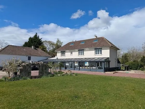 Maison 8 pièces 175 m²