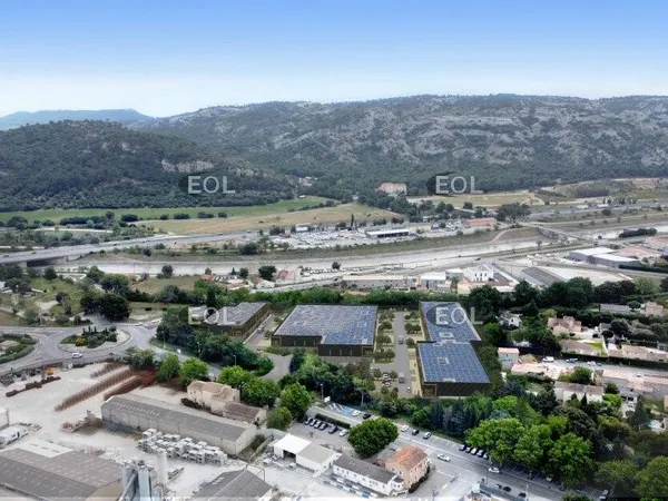 Local d'activité 489 m²