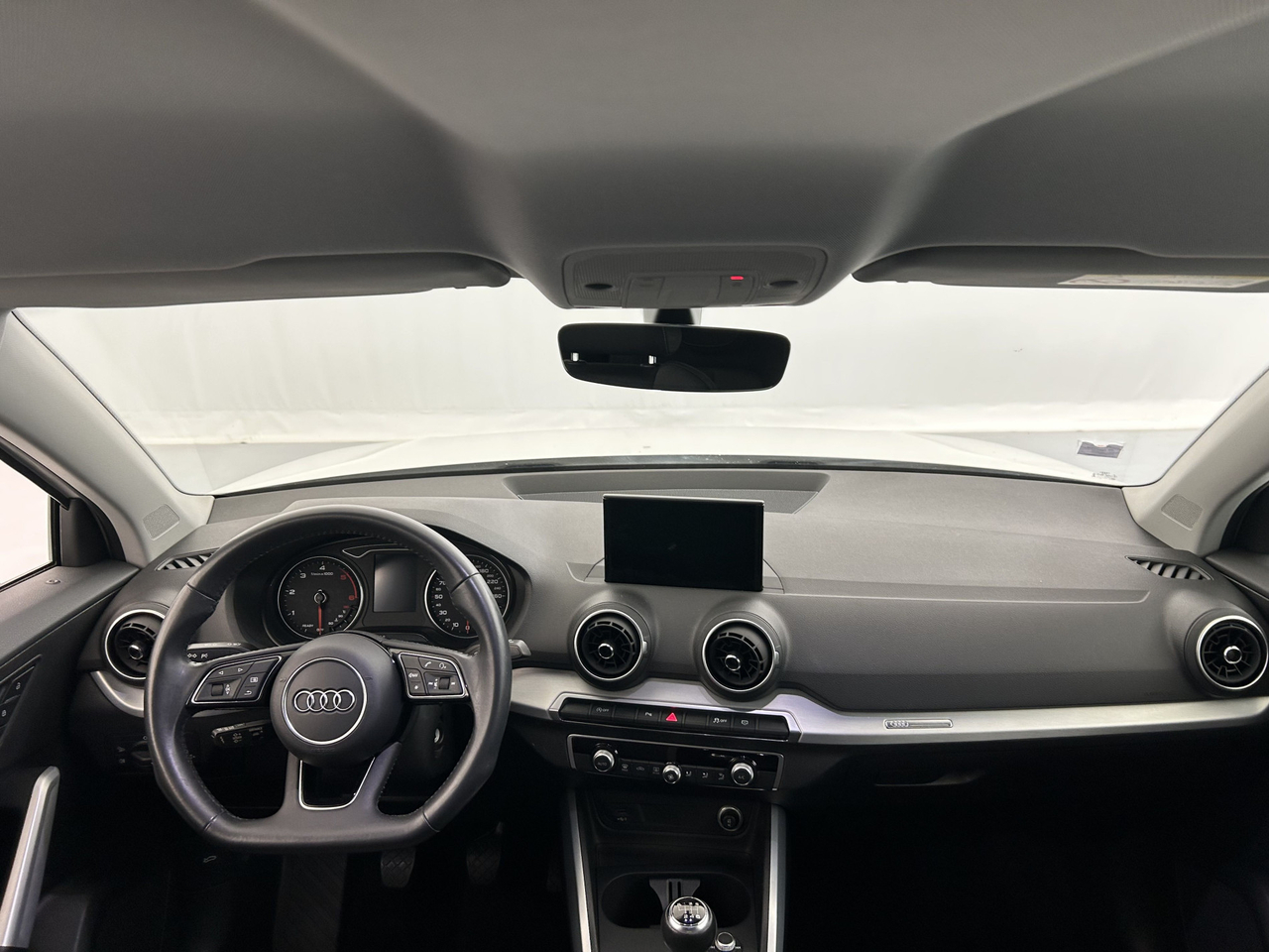 Audi Q2 — photo 29