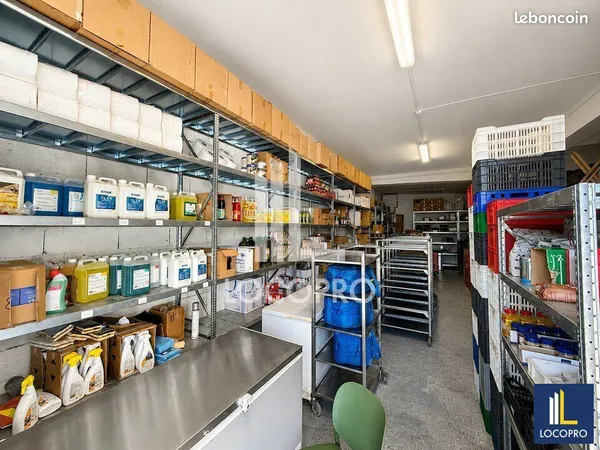Local d'activité 257 m²