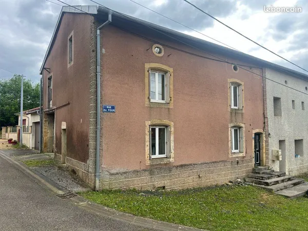 Loue, maison, mitoyenne