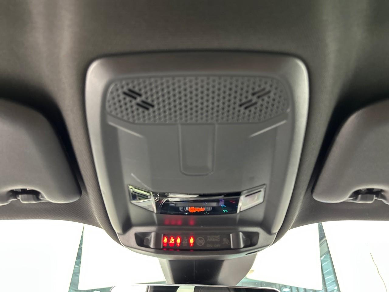 Peugeot 2008 puretech 130 s&s eat8 gt — photo 31