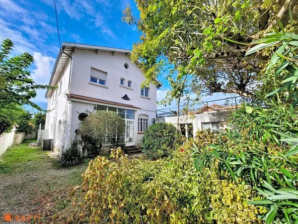 Grande Villa 13 chambres, idéal gîte ou maison d'hôtes