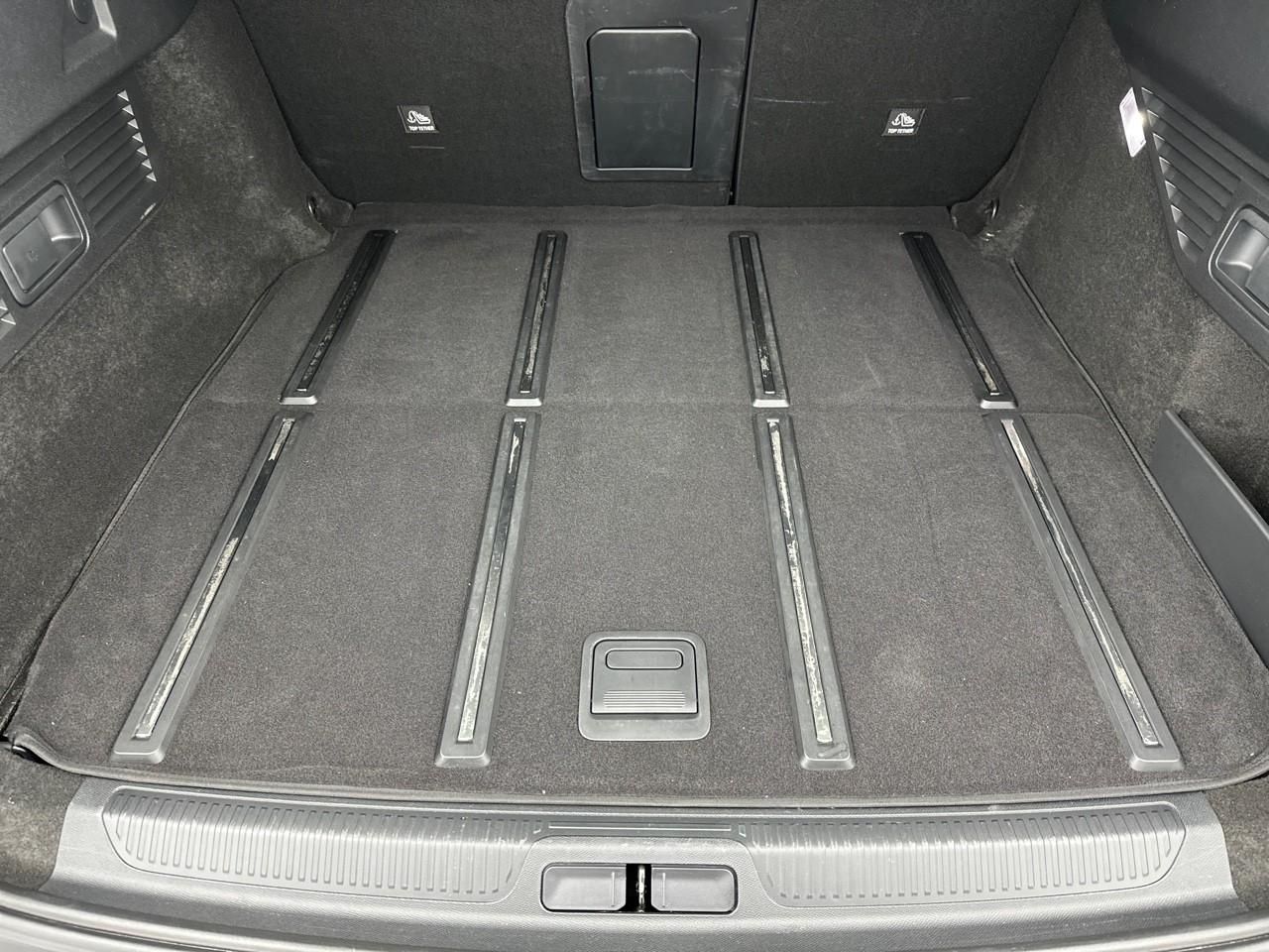 Citroën C5 X hybride rechargeable 225 s&s e-eat8 feel pack — photo 6
