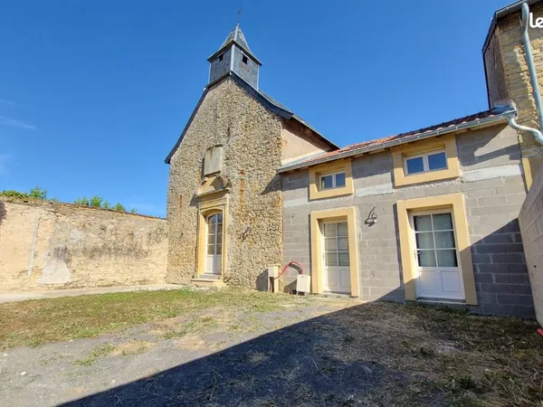 Maison/chapelle à terminer