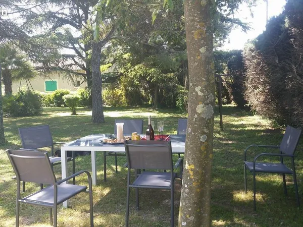 Appartement meublé de 77m2 dans le centre de Donzère