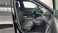 Peugeot 2008 1.2 PureTech 130ch S&S GT — photo 15