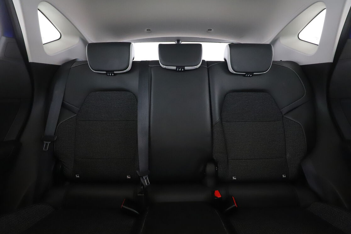 Renault Captur 1.6 E-Tech Plug-in Intens — photo 14