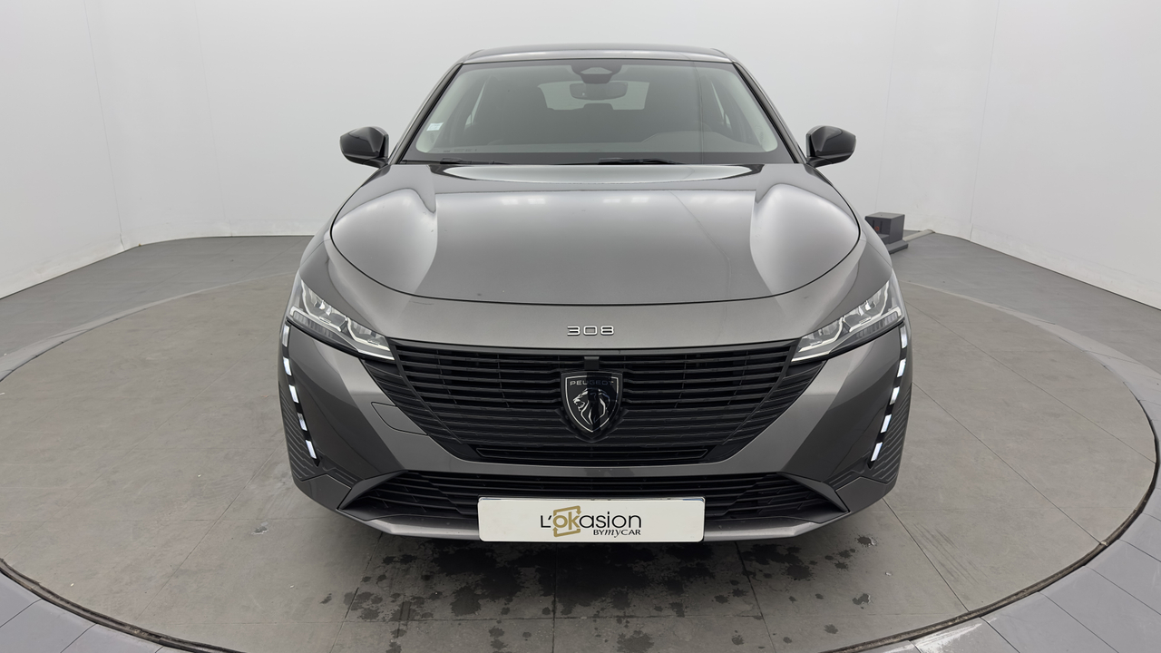 Peugeot 308 SW PHEV 180 e-EAT8 — photo 8