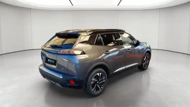 Peugeot 2008 puretech 130 s&amp;s eat8 — photo 7