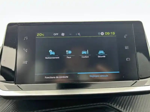Peugeot 208 electrique 50 kwh 136ch — photo 76