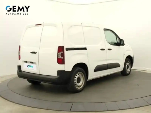 Peugeot Partner fourgon standard 650 kg bluehdi 100 s&amp;s bvm5 — photo 40