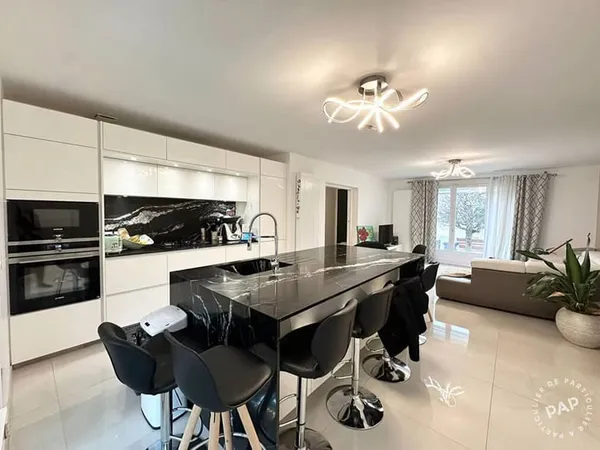 Maison 7 pièces 220 m²
