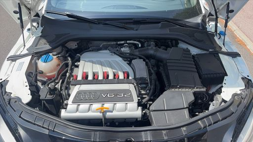 Audi TT Roadster 3.2 V6 250 Quattro - S Line – 2010 – 105196 km – Essence – Boîte Manuelle — photo 35