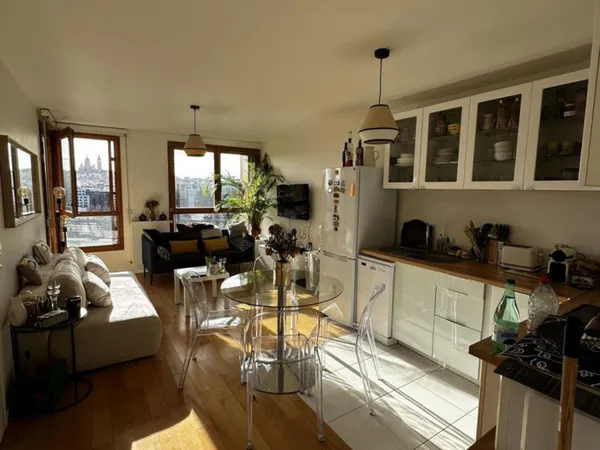 Loue chambre colocation dans appartement 18e arr