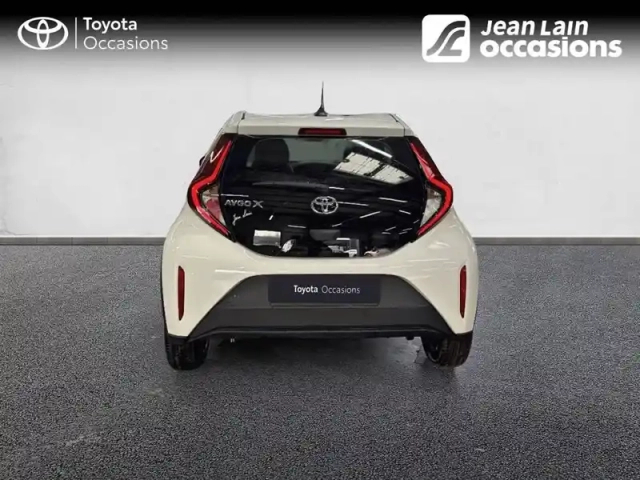 Toyota Aygo x 1.0 vvt-i 72 — photo 26