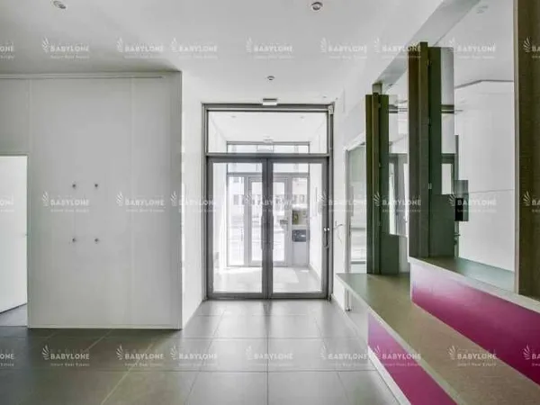 Local 90 m²