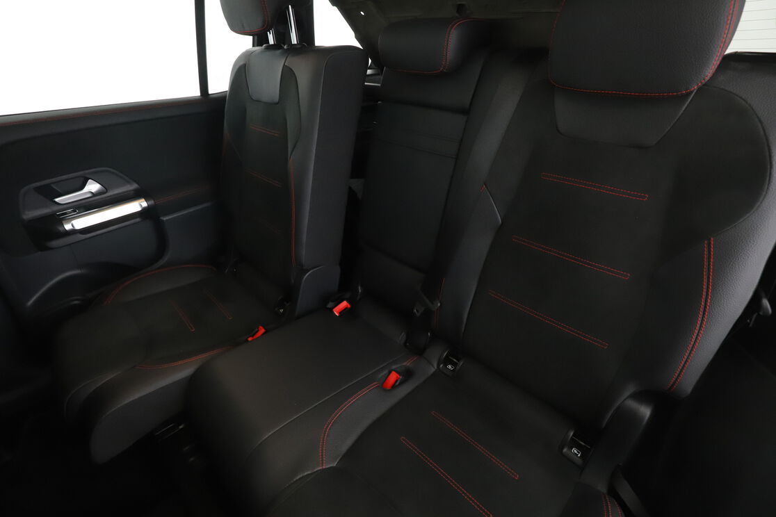 Mercedes-Benz Classe GLB 200 d AMG Line — photo 13