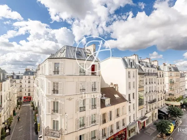 Paris 18e - ABBESSES / RUE DES ABBESSES - Appartement - 5 pièces - 114,06m² Carrez - 3/4 chambres