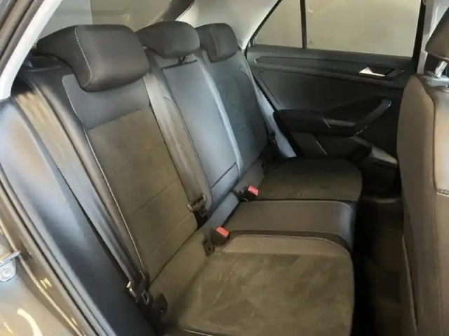 Volkswagen T-Roc 1.5 tsi evo 150ch style dsg7 — photo 5