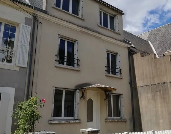 Maison de ville 95 m² Le Lude