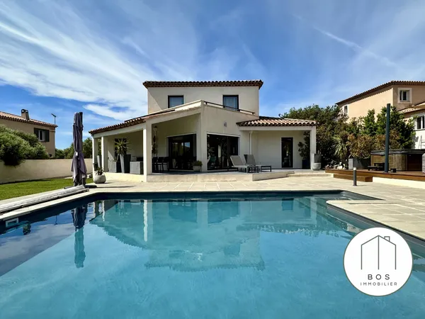 Superbe villa contemporaine dans clos privatif