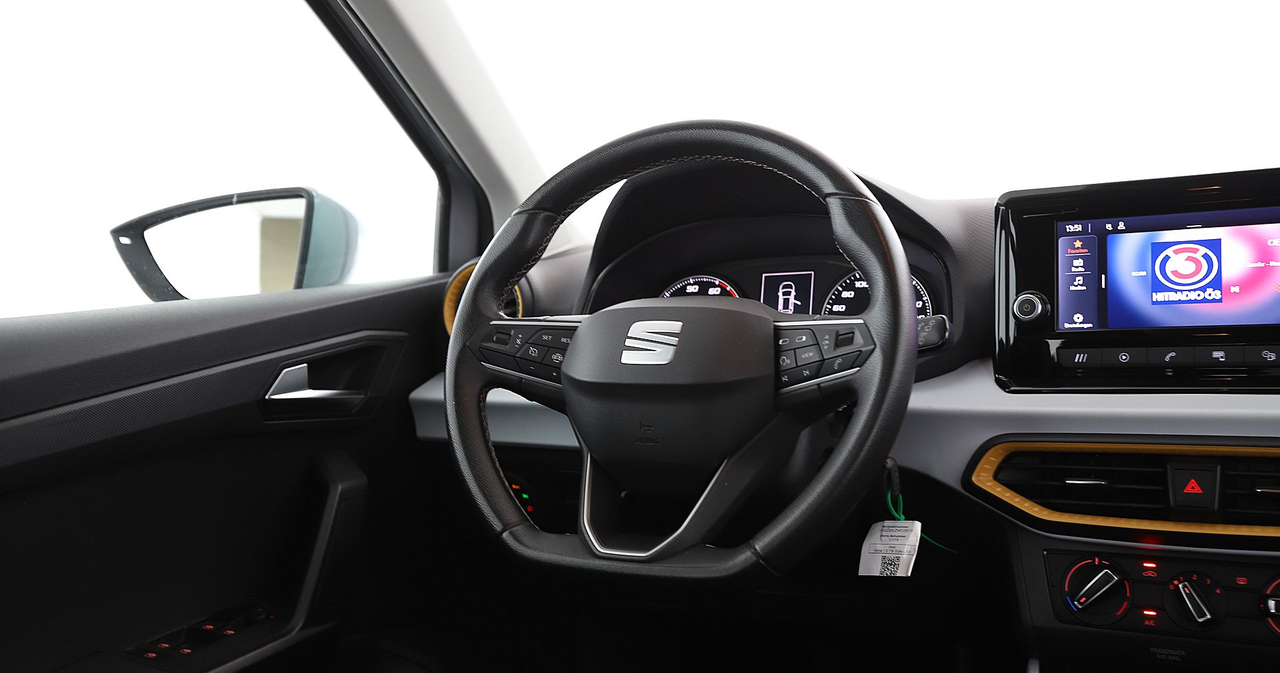 Seat Arona — photo 17