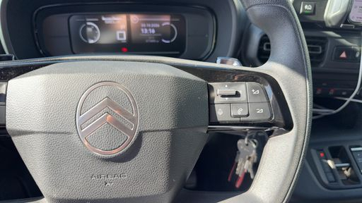 Citroen Berlingo Fourgon XL 1.5 BlueHDi 130 EAT8 - Van – 2025 – 27389 km – Diesel – Boîte Automatique — photo 1