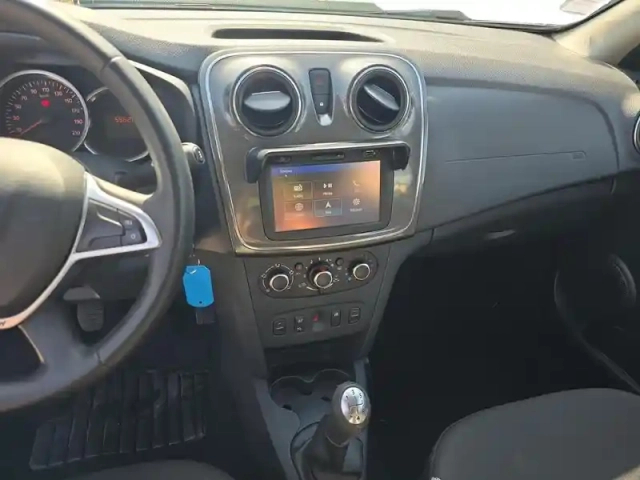 Dacia Sandero 0.9 tce 90ch stepway — photo 29
