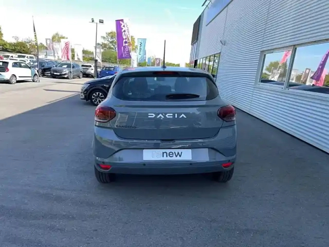 Dacia Sandero sce 65 — photo 6
