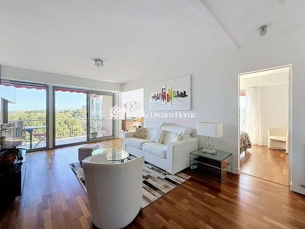 Appartement 3 pièces 81 m²