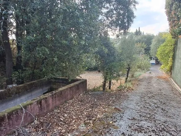 Terrain constructible de 1047m2