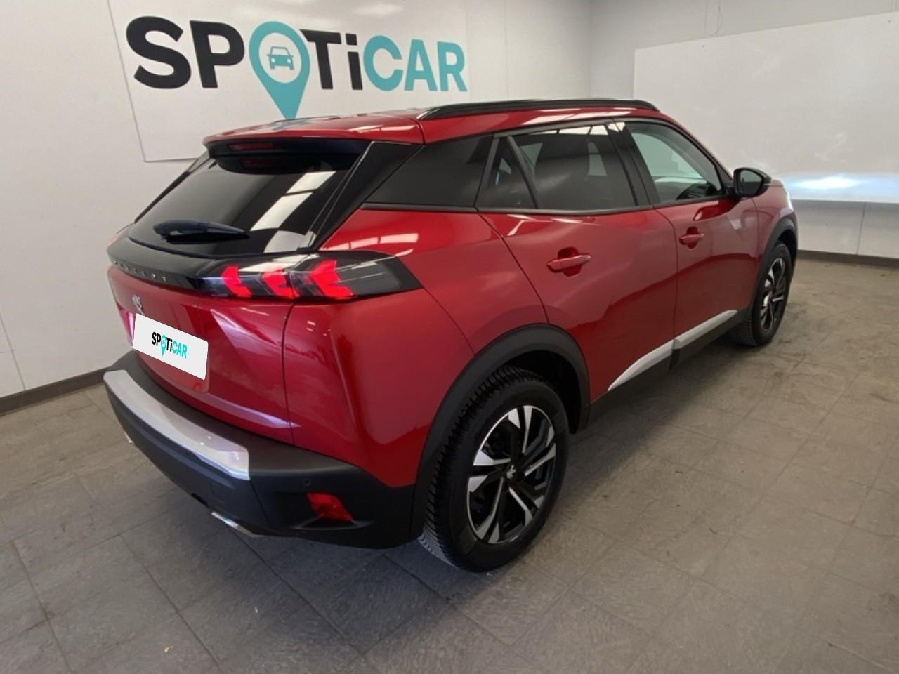 Peugeot 2008 puretech 130 s&s eat8 allure — photo 4