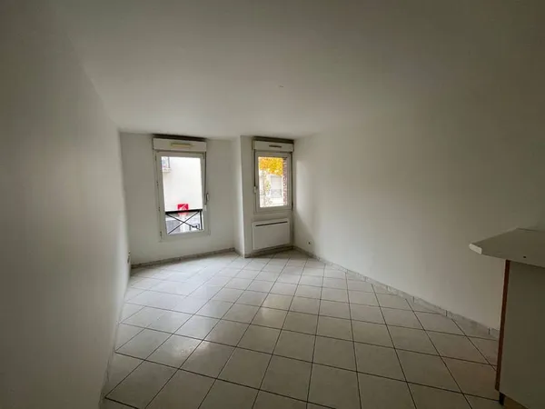 Studio 1 pièce 25 m²