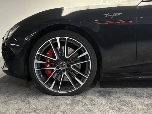 Maserati Ghibli v8 580 ch — photo 9