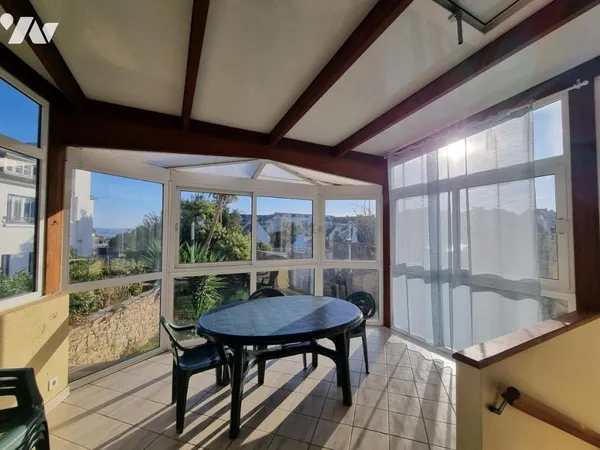 Maison 8 pièces 170 m²