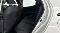 Toyota Yaris 116h Dynamic 5p MY22 — photo 13